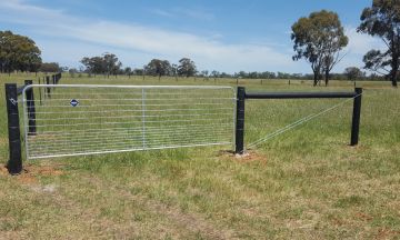 FENCING Awards 2021 Winner - Dream project by KB Guthrie Homes