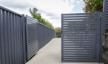 FENCING Awards 2021 Finalist - Shailer Park project by Matrix Fencing & Landscapes