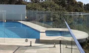 FENCING Awards 2021 Finalist - Top & side mount pool fence by SGA Balustrades